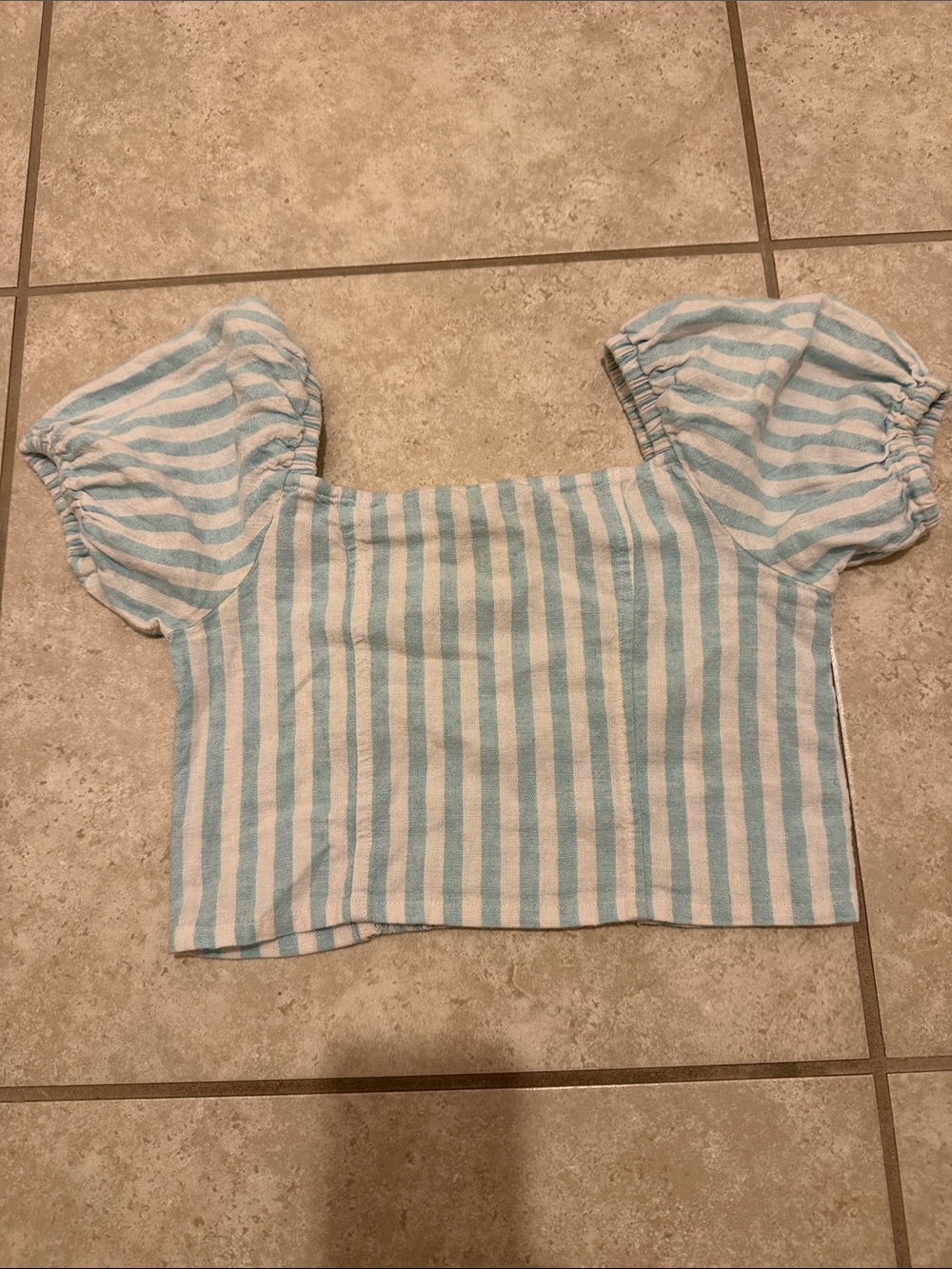 Old Navy Blue & White Striped Puff Sleeve Crop Top
